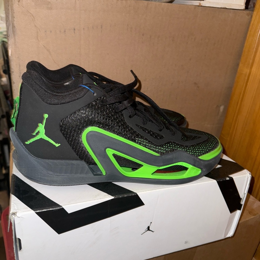 Jordan Tatum 1PF Black and Neon Green Sneaker